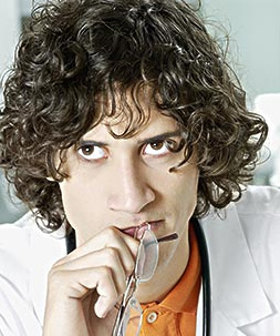 男生卷发发型,男生卷发怎么打理,男生卷发图片_