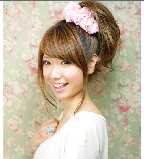 韩式盘发,日常简单盘发步骤技巧_盘头发的方法