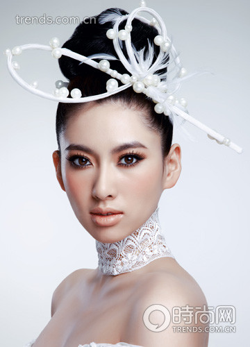 韩式盘发,日常简单盘发步骤技巧_盘头发的方法