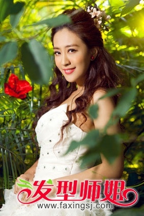 2014年最新公主头扎发方法 甜美公主发型