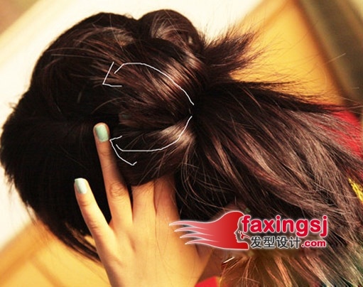 韩式盘头发的方法+怎么样盘韩式头发