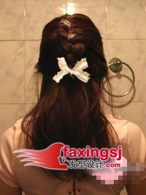 ı෨