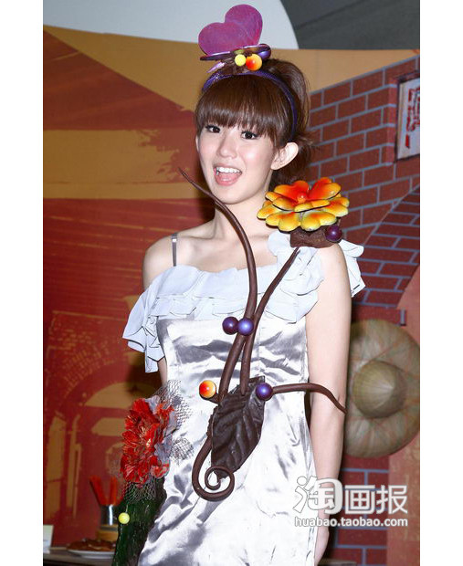 ˬ˷ͳɰ 2011